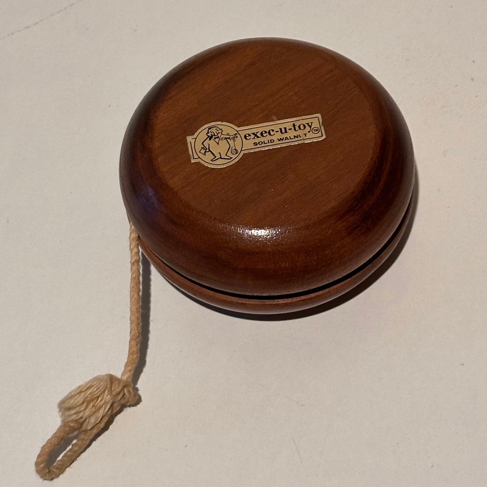 Vintage Exec-u-toy Solid Walnut Wood Yo-Yo Executive Desk Toy Classic Brown